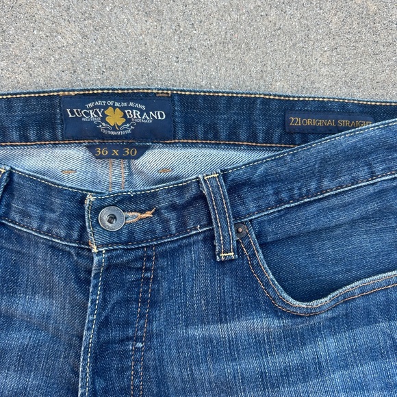 Lucky Jeans 221 Original Straight Denim Jeans Men size 36WxL30 - Picture 8 of 8